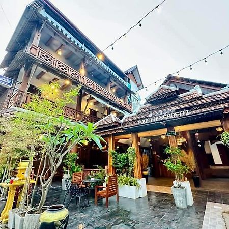 Vangvieng Pool House Hotel 万荣 外观 照片