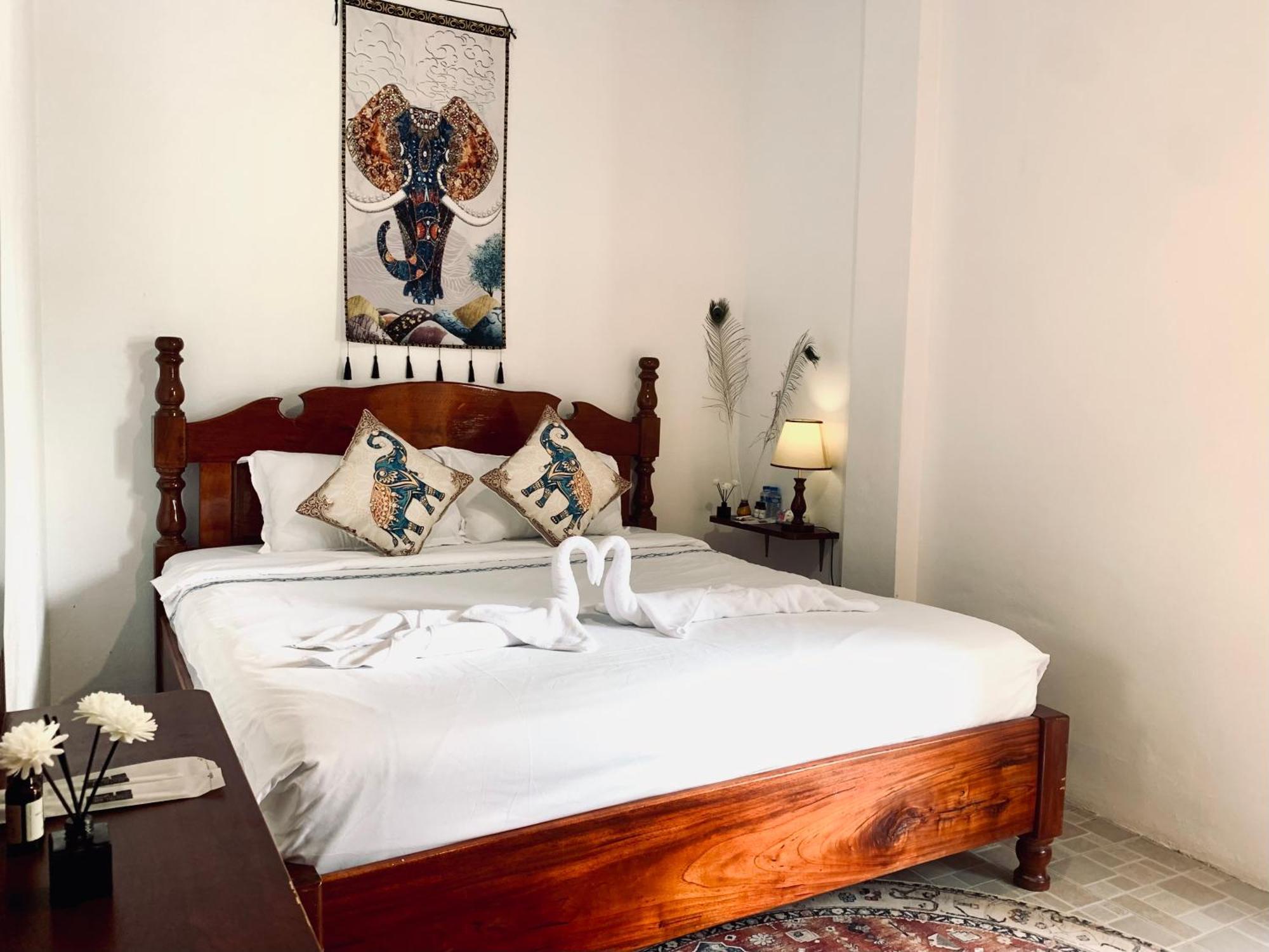 Vangvieng Pool House Hotel 万荣 外观 照片