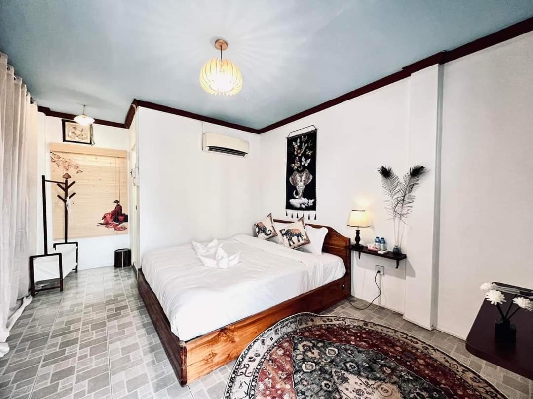 Vangvieng Pool House Hotel 万荣 外观 照片