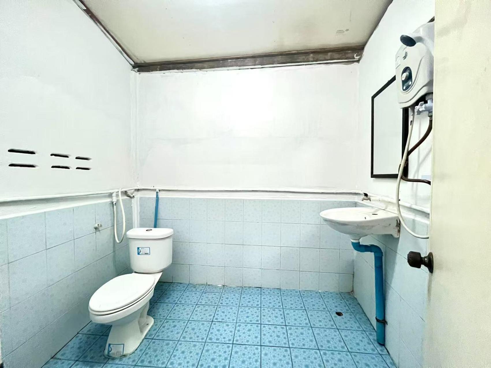 Vangvieng Pool House Hotel 万荣 外观 照片